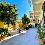 Casa Sui Navigli Con Patio
