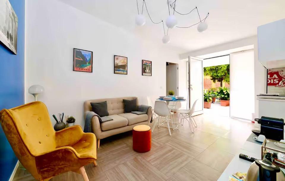 Appartement Casa Sui Navigli Con Patio Milan